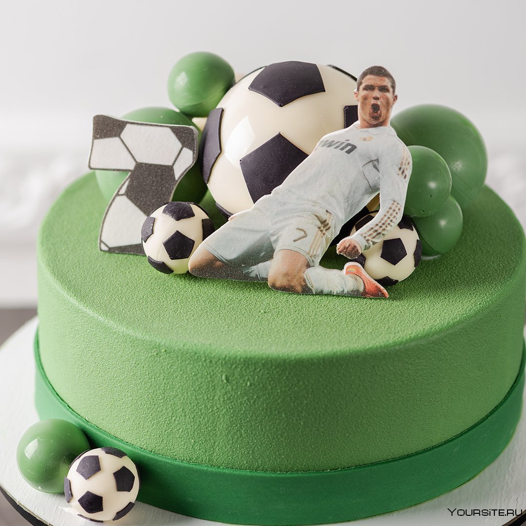 Торт с футбольной тематикой кремовый