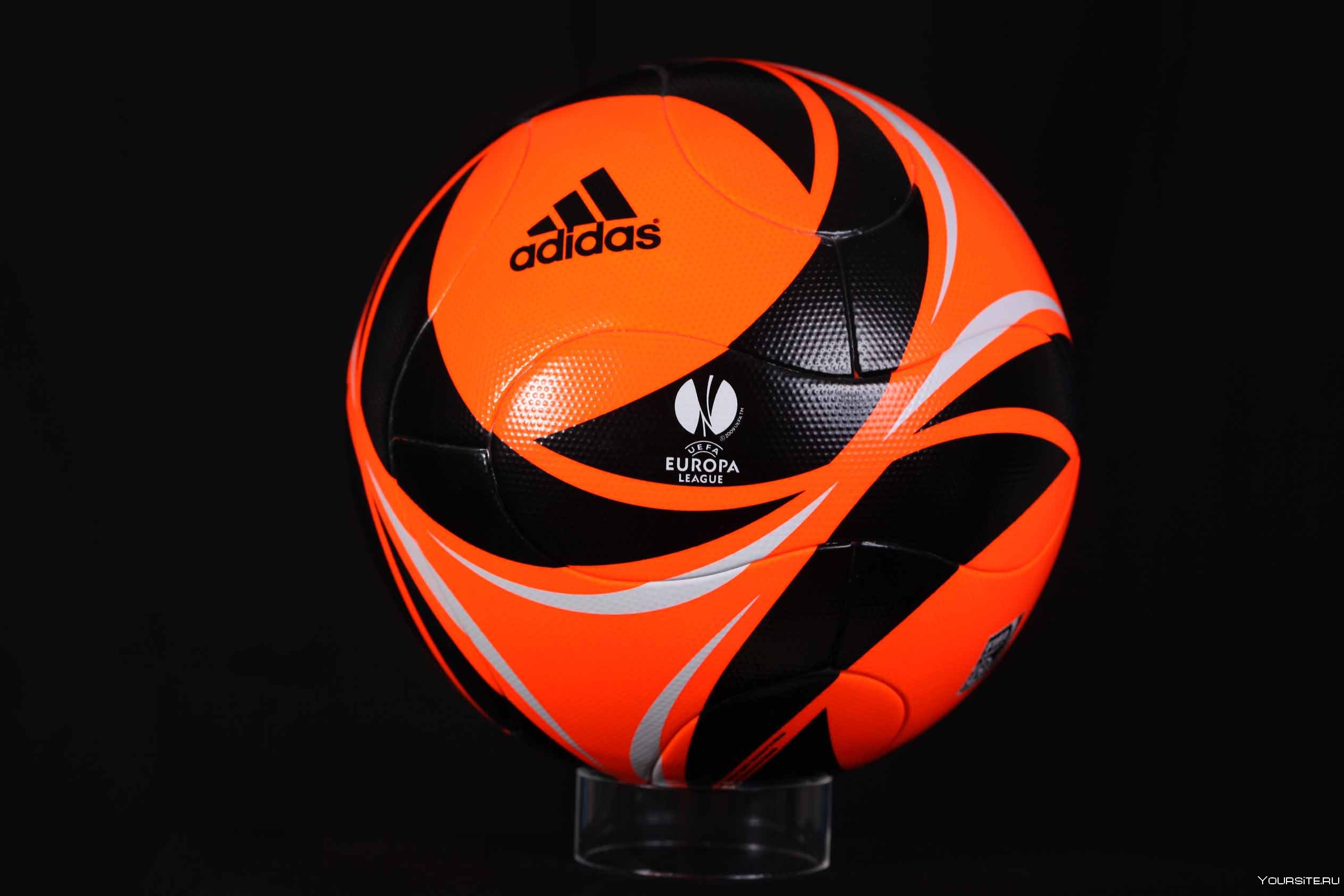 Адидас лига. Мяч адидас лига Европы. Мяч Лиги Европы 2021. Adidas Europa League Ball 2010. Мяч Лиги Европы 2009.