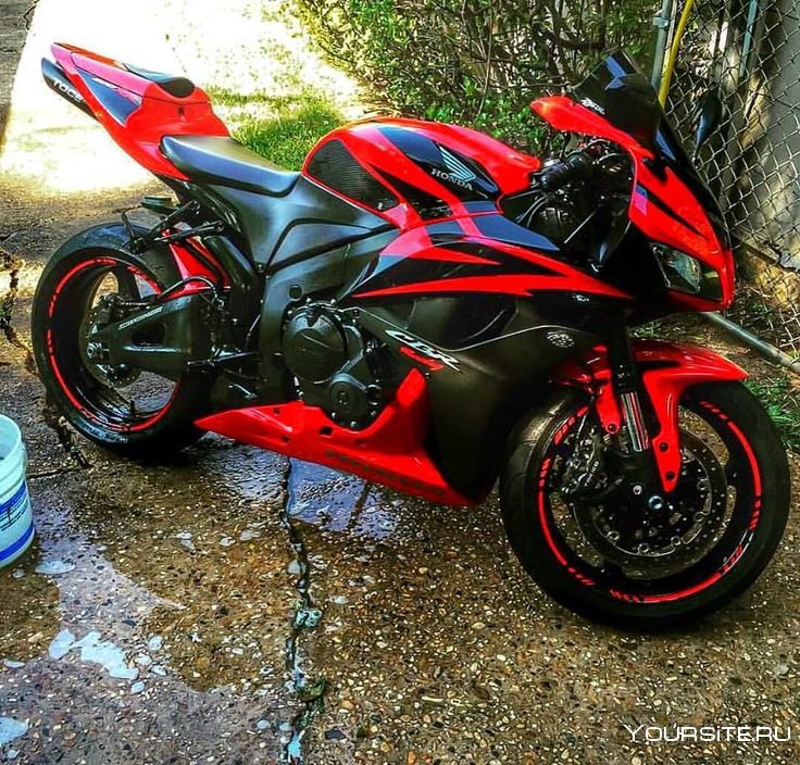 Спортбайк СБР 600