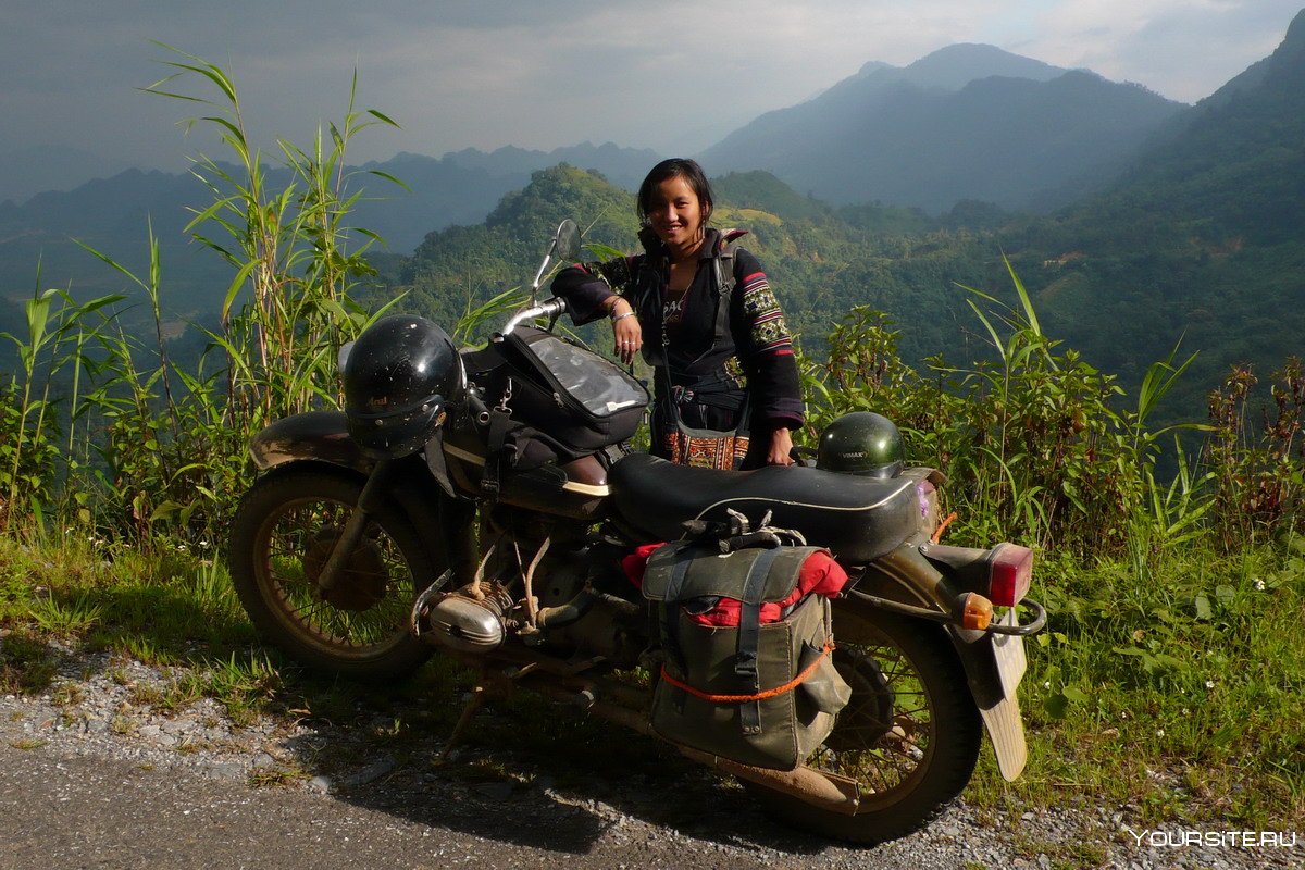 Мотопутешествия на мотоцикле. Мотоцикл для путешествий. Мотоцикл для туризма. Кругосветное путешествие на мотоцикле.