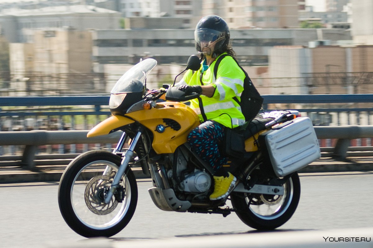 Дорожник мотоцикл