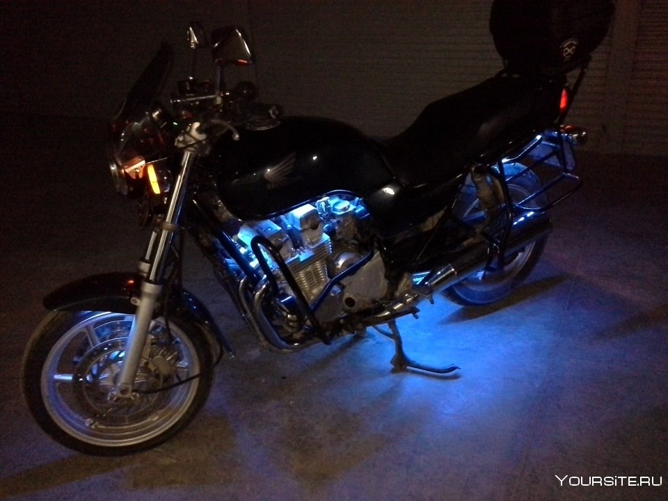 Подсветка в мотоцикле Хонда x4