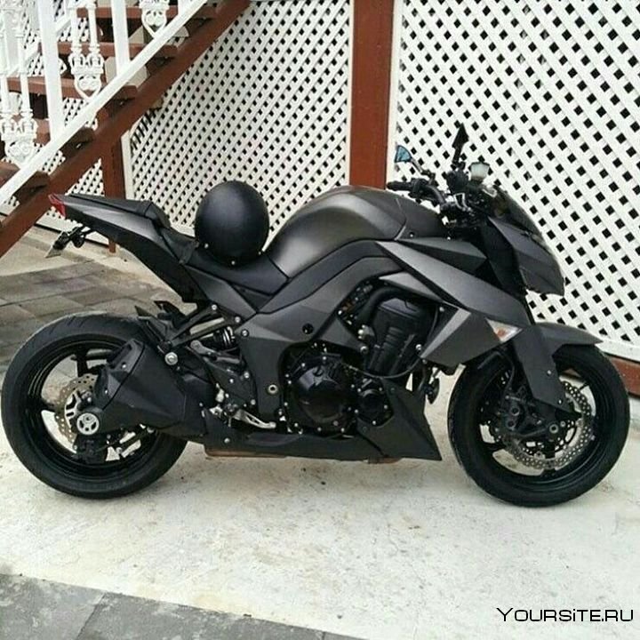 Мотоцикл Кавасаки черный