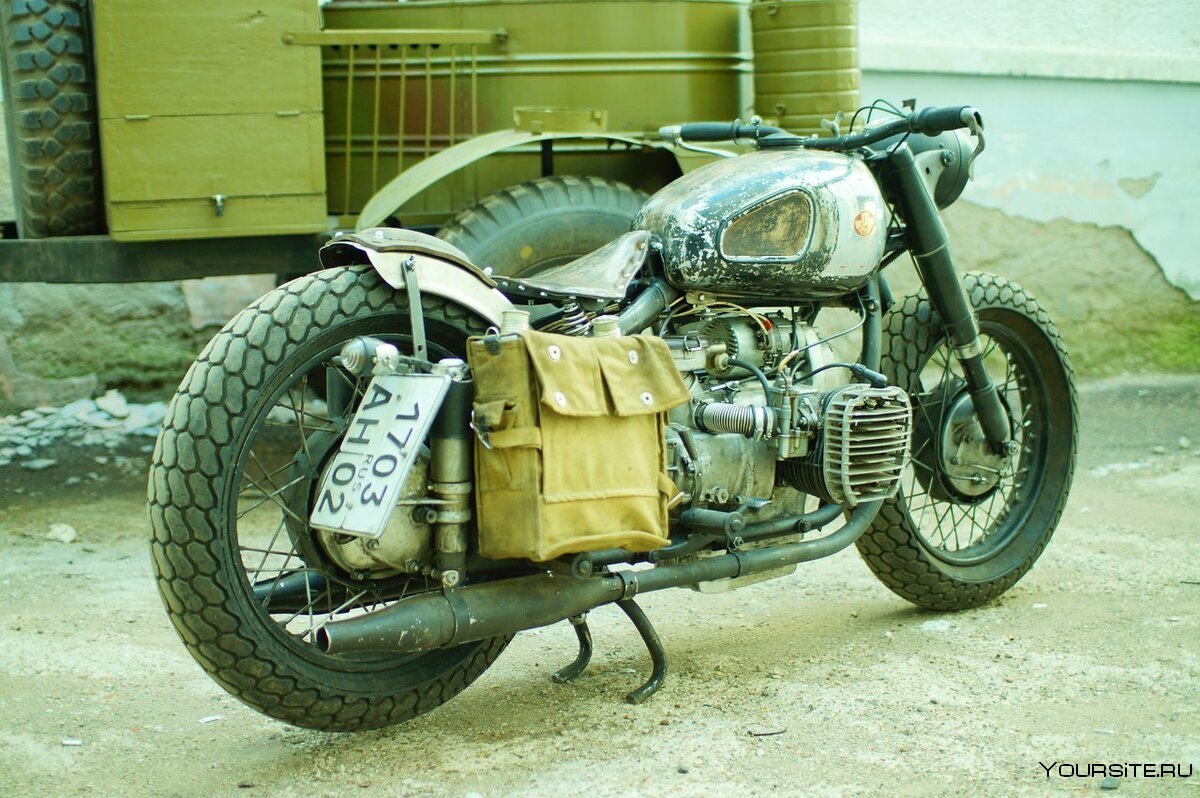 Мотоцикл Урал м 72 боббер