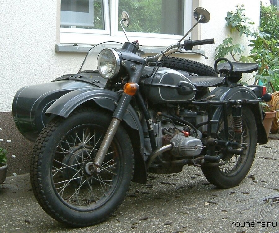 Мотоцикл Урал м 103