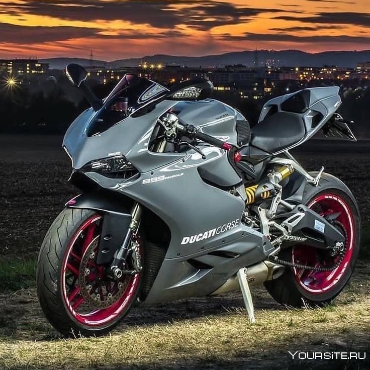 Yamaha YZF r6 красный