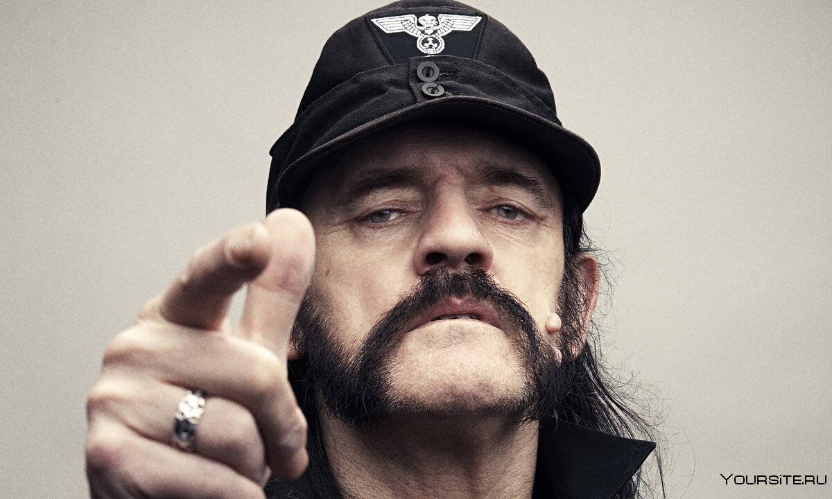 Солист Motorhead