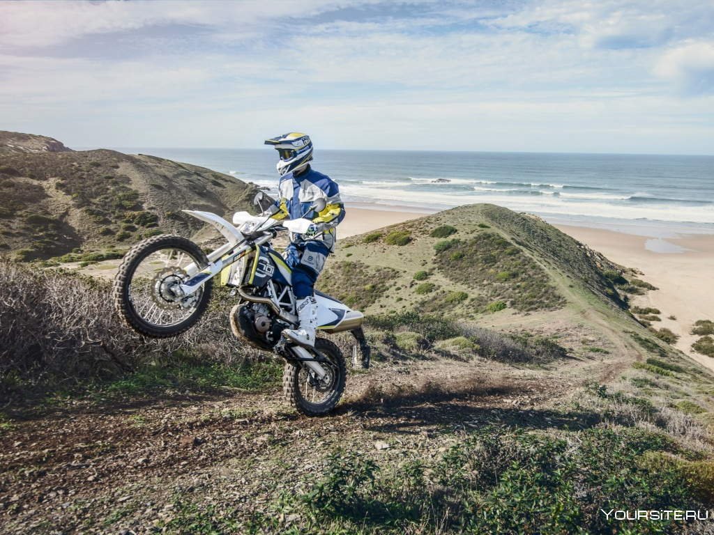 Husqvarna мотоциклы эндуро песок