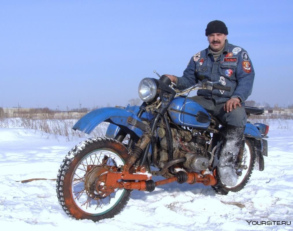 Полноприводный мотоцикл Урал 3х3