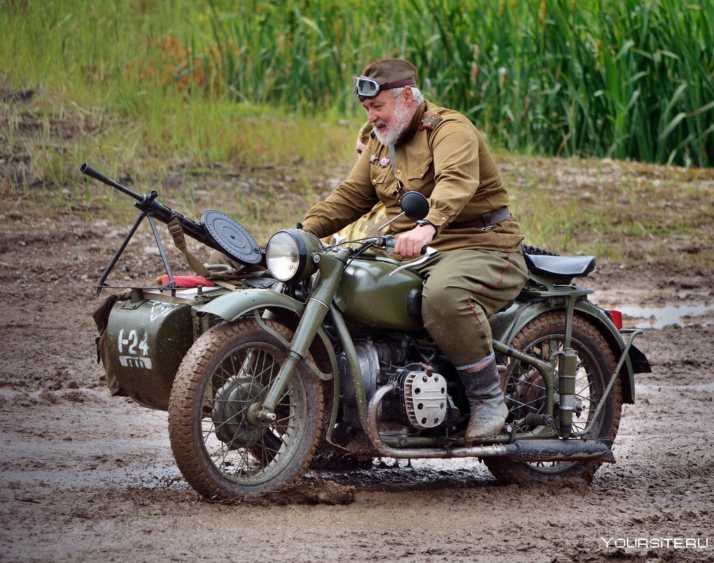 Мотоцикл Урал м 65