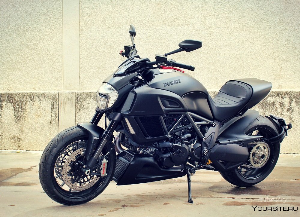 Дукати Diavel