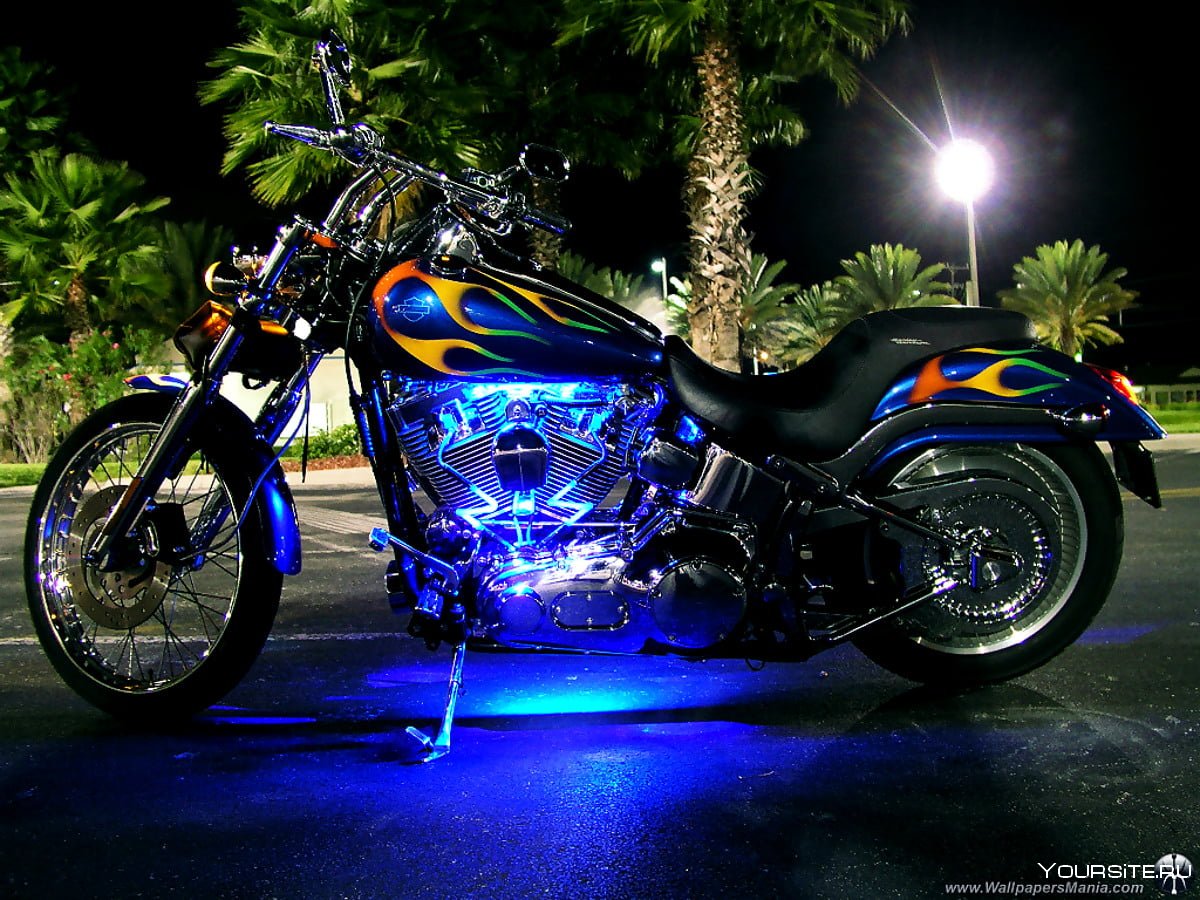 Harley Davidson с подсветкой