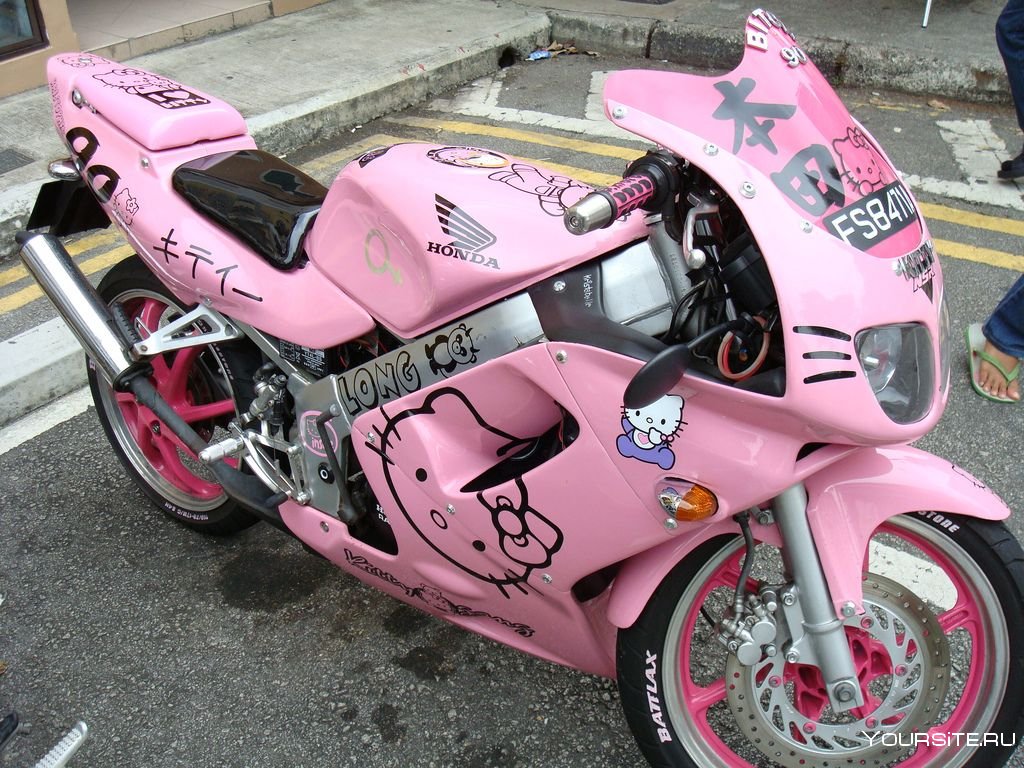 Розовый мотоцикл с Хеллоу Китти