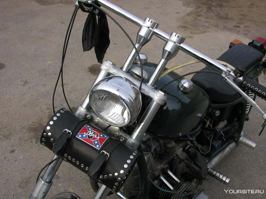 Рулевой демпфер на мотоцикл Урал
