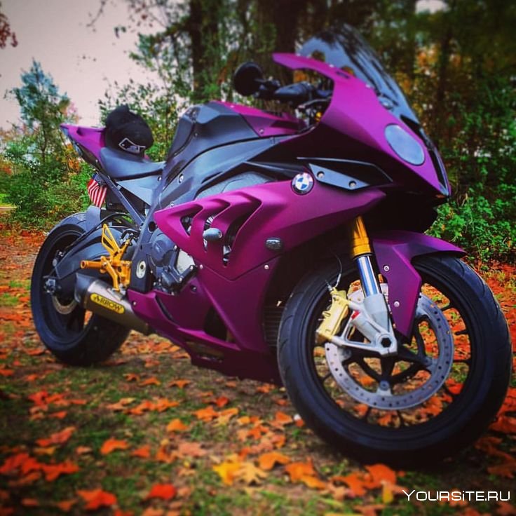 Мотоцикл BMW s1000rr пурпурный