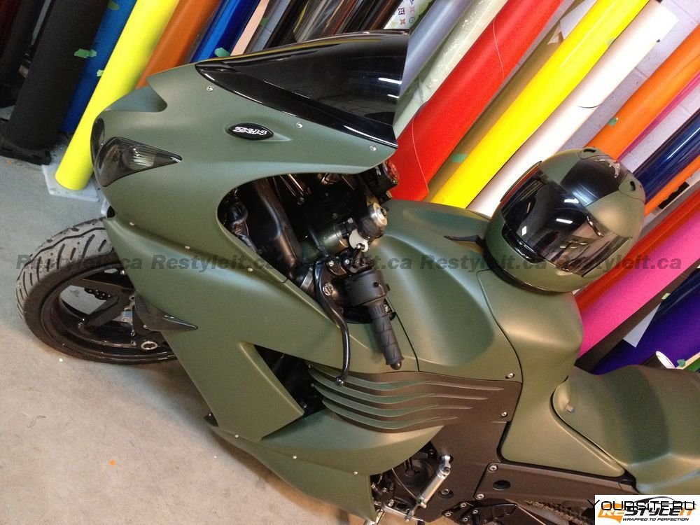 Мотоцикл Хонда цвет Military Green