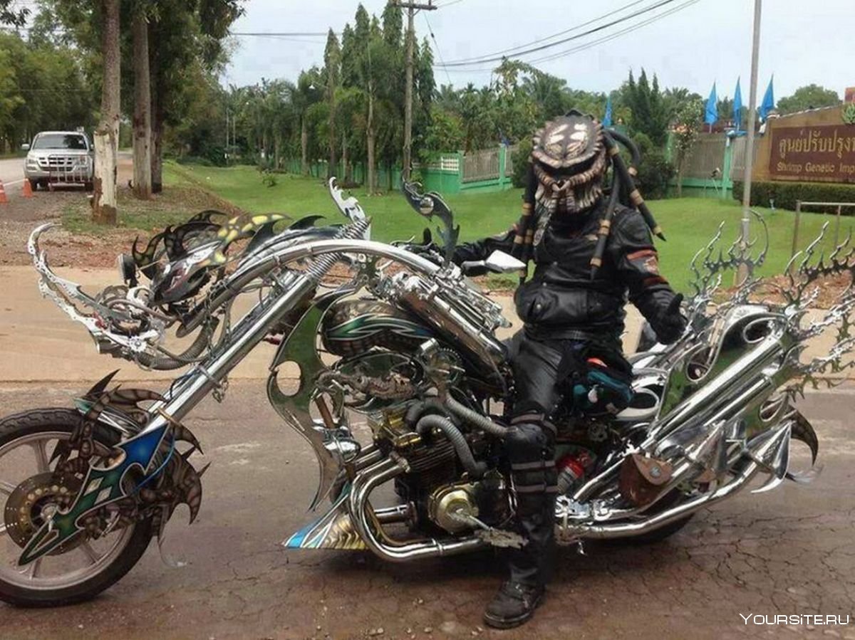 Мотоцикл кастом предатор