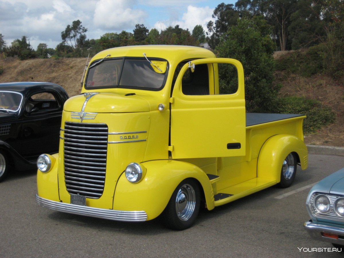 1940 Dodge Coe Truck