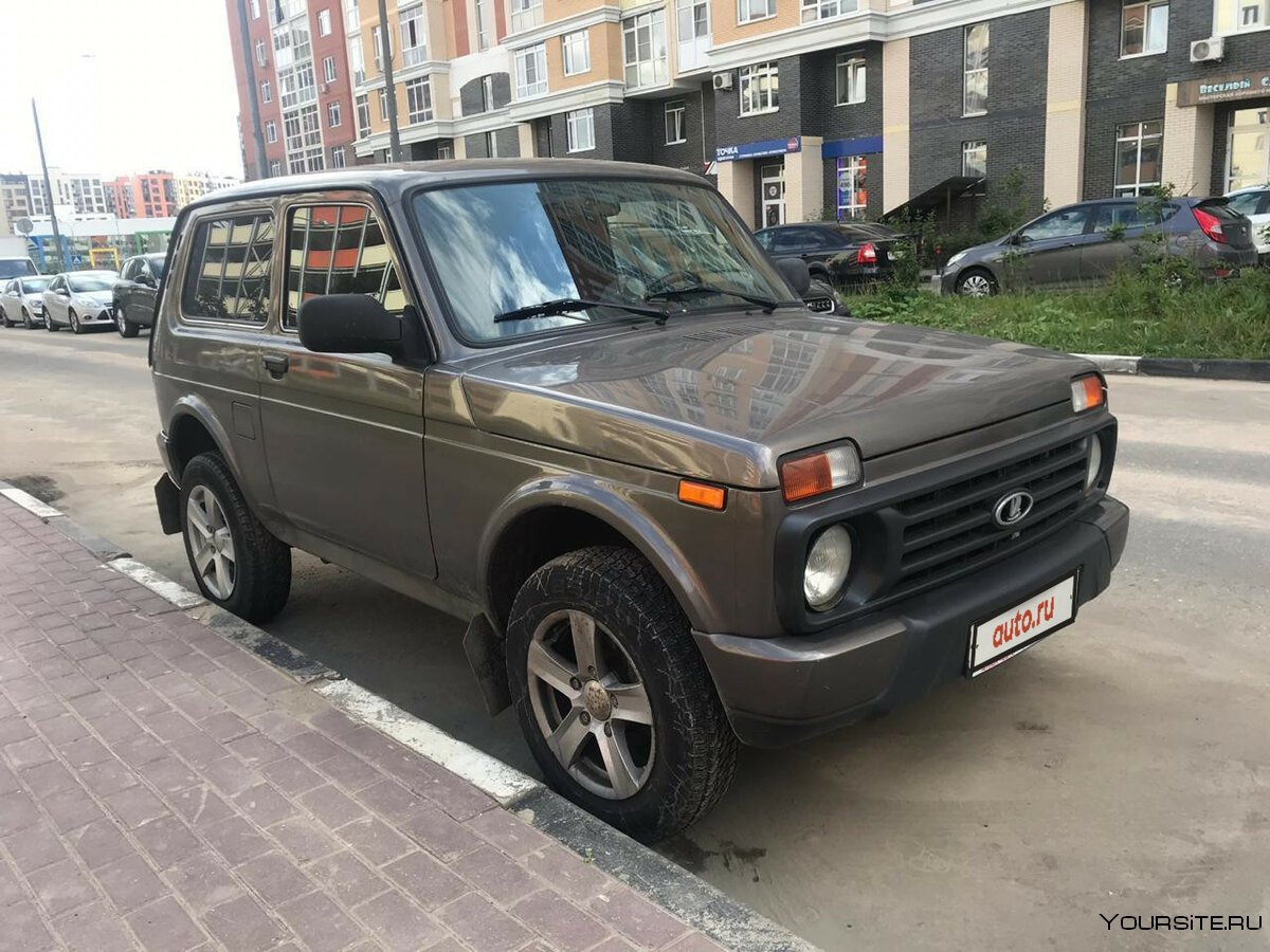 Lada (ВАЗ) 2121 (4x4) коричневый