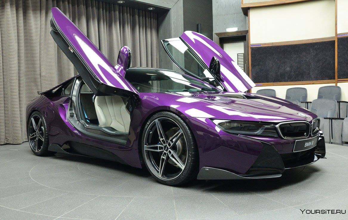 BMW i8 Violet