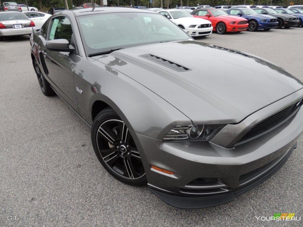 Машина серый металлик. Mustang 2013 Sterling Gray Metallic. Форд Мустанг металлик. Мустанг gt цвет металлик. Ford Mustang серого цвета.