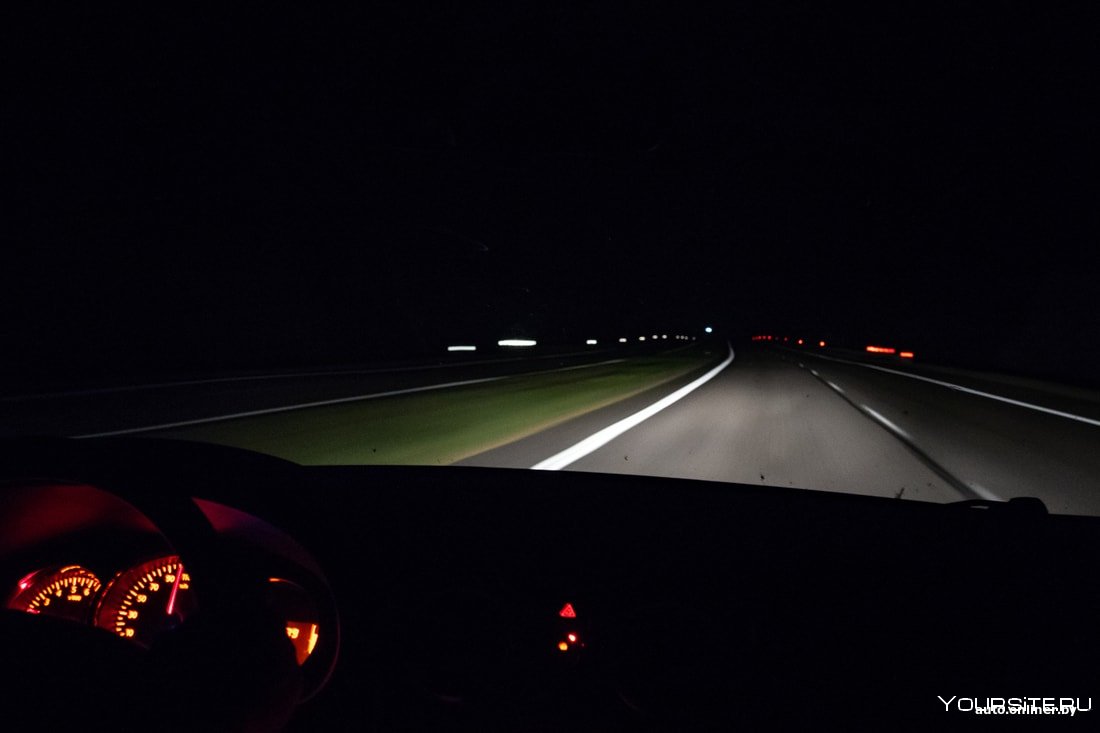 Ночная трасса вид из машины