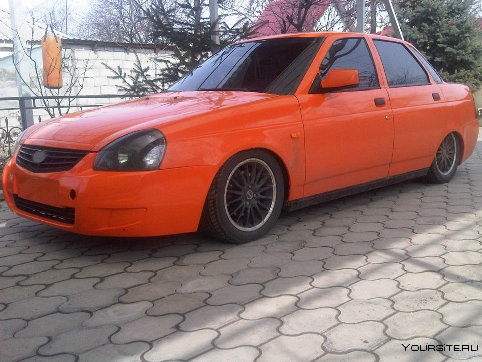 Приора 2 оранжевая