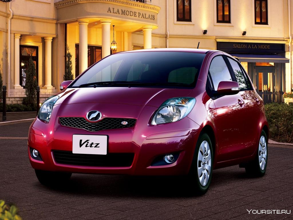 Toyota . Toyota Vitz