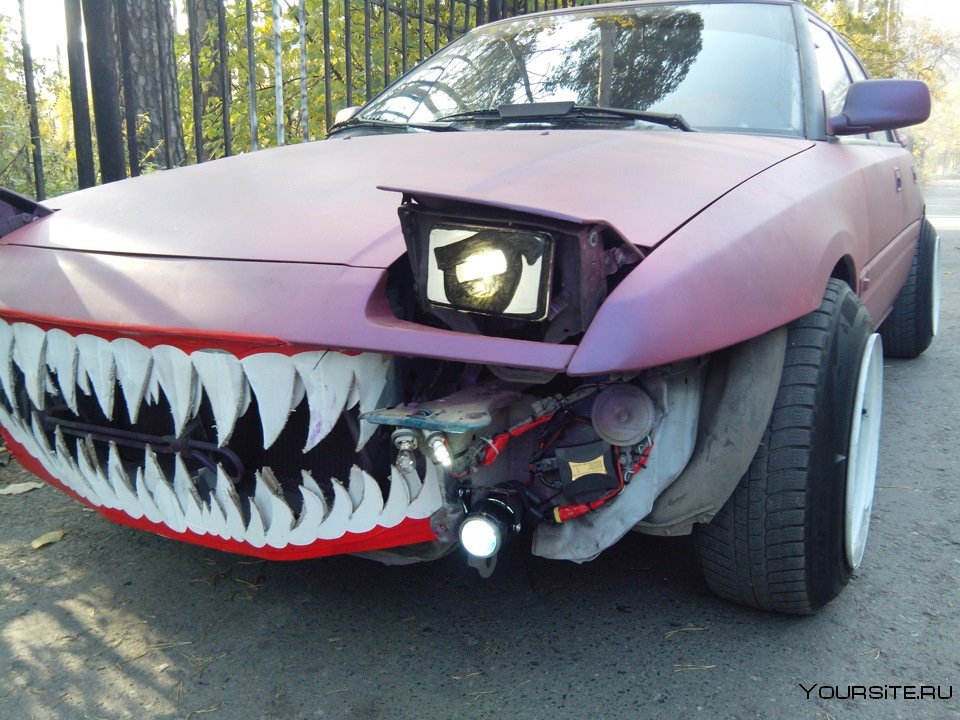 Акульи зубы на машине