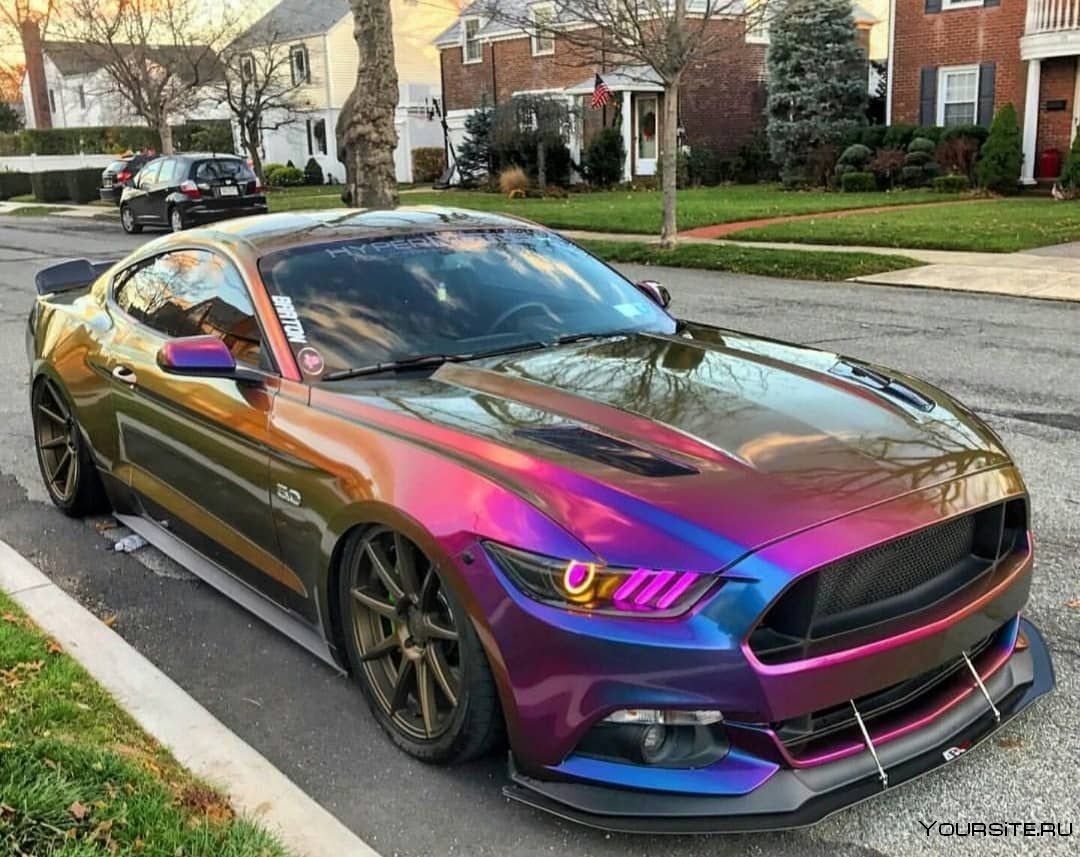 Ford Mustang хамелеон
