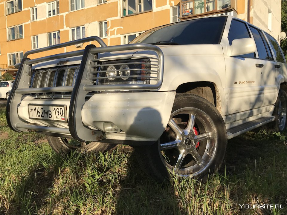 Кенгурятник на Jeep Liberty Patriot