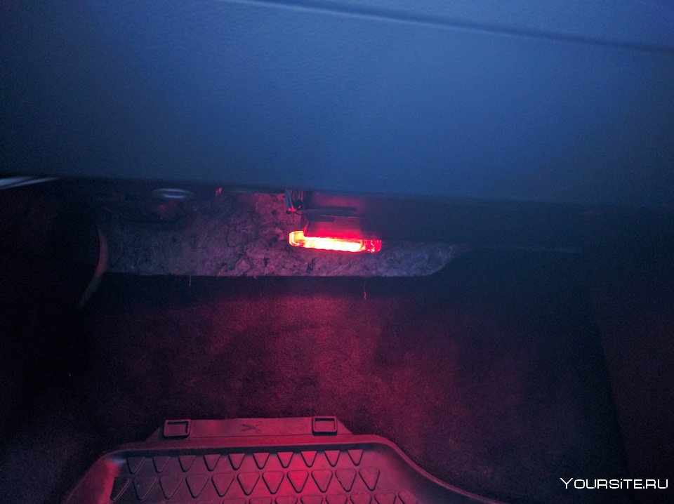 Подсветка ног Polo sedan drive2