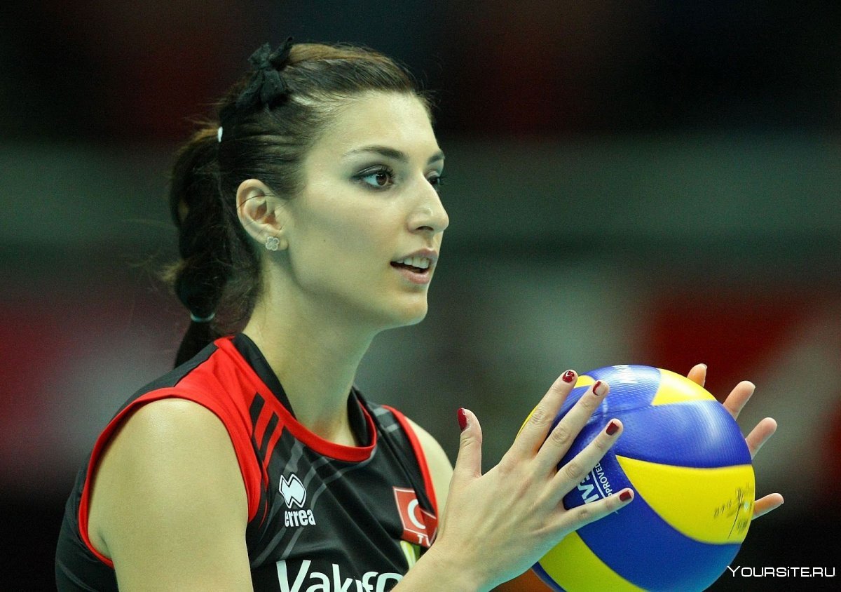 Турецкая волейболистка Гюнеш рост