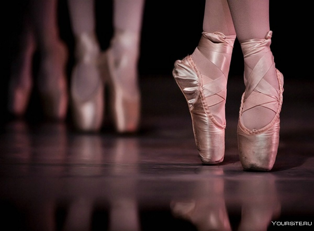 Балерина в балетках