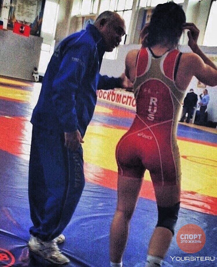 Борцуха девушка