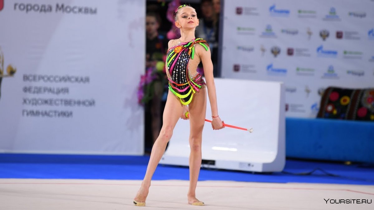 Анна Попова художественная гимнастика России