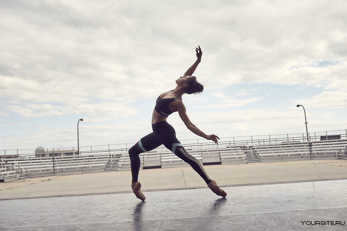 Спортсмены в under Armour