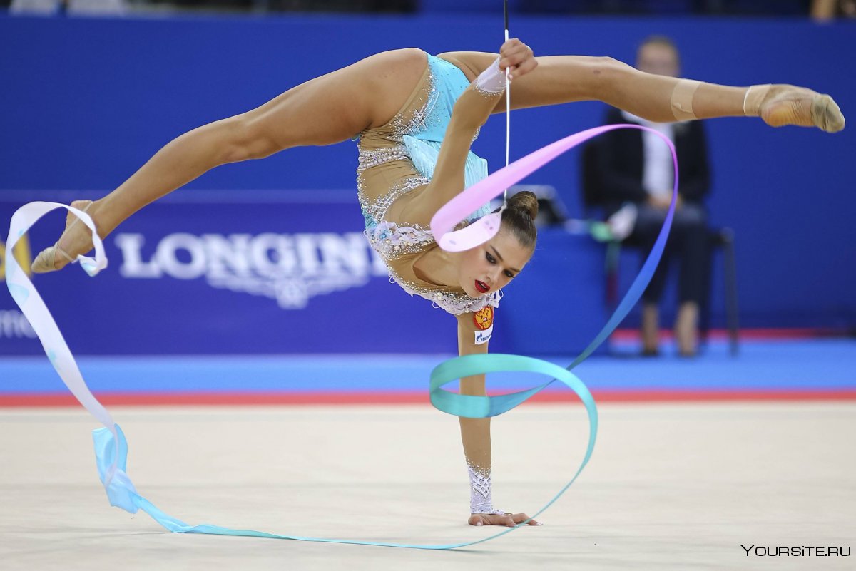 Гимнастка Солдатова 2016