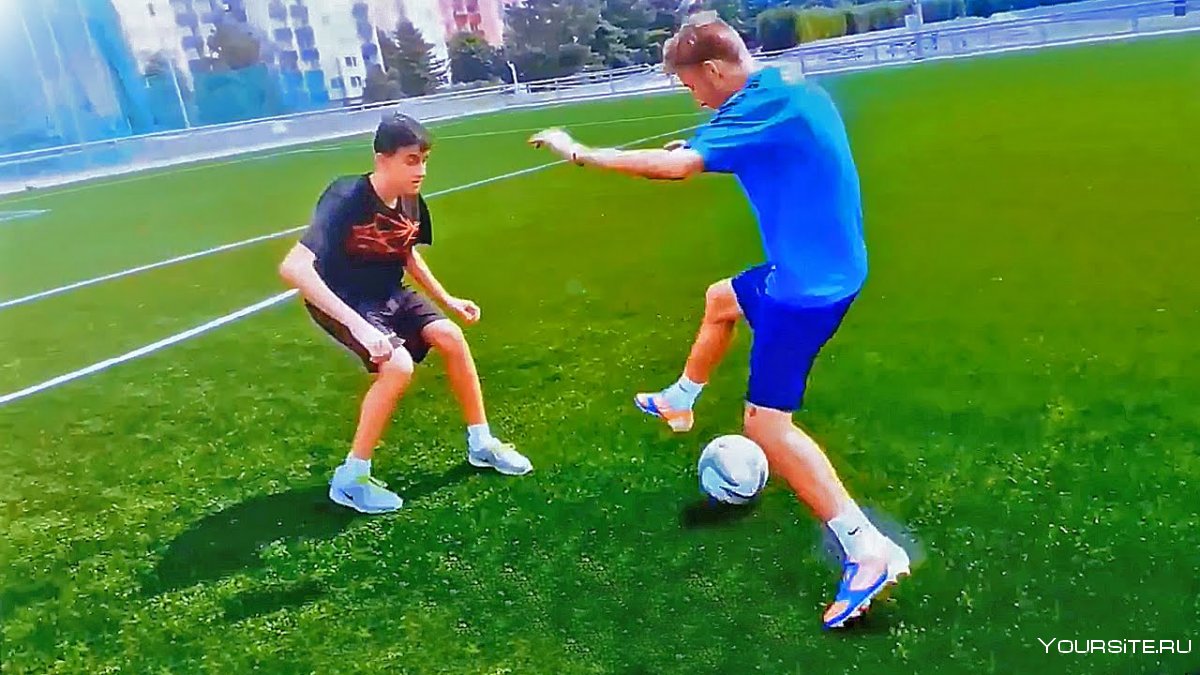 Дриблинг мяча футбол