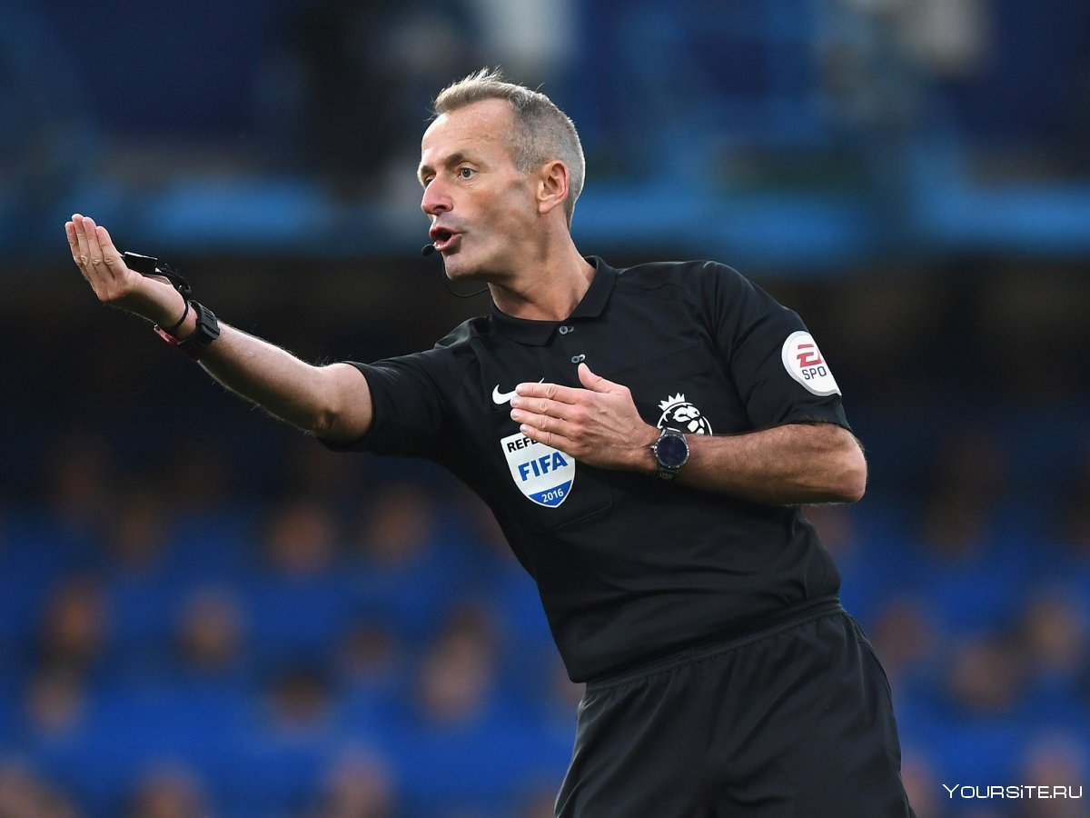 Martin Atkinson referee
