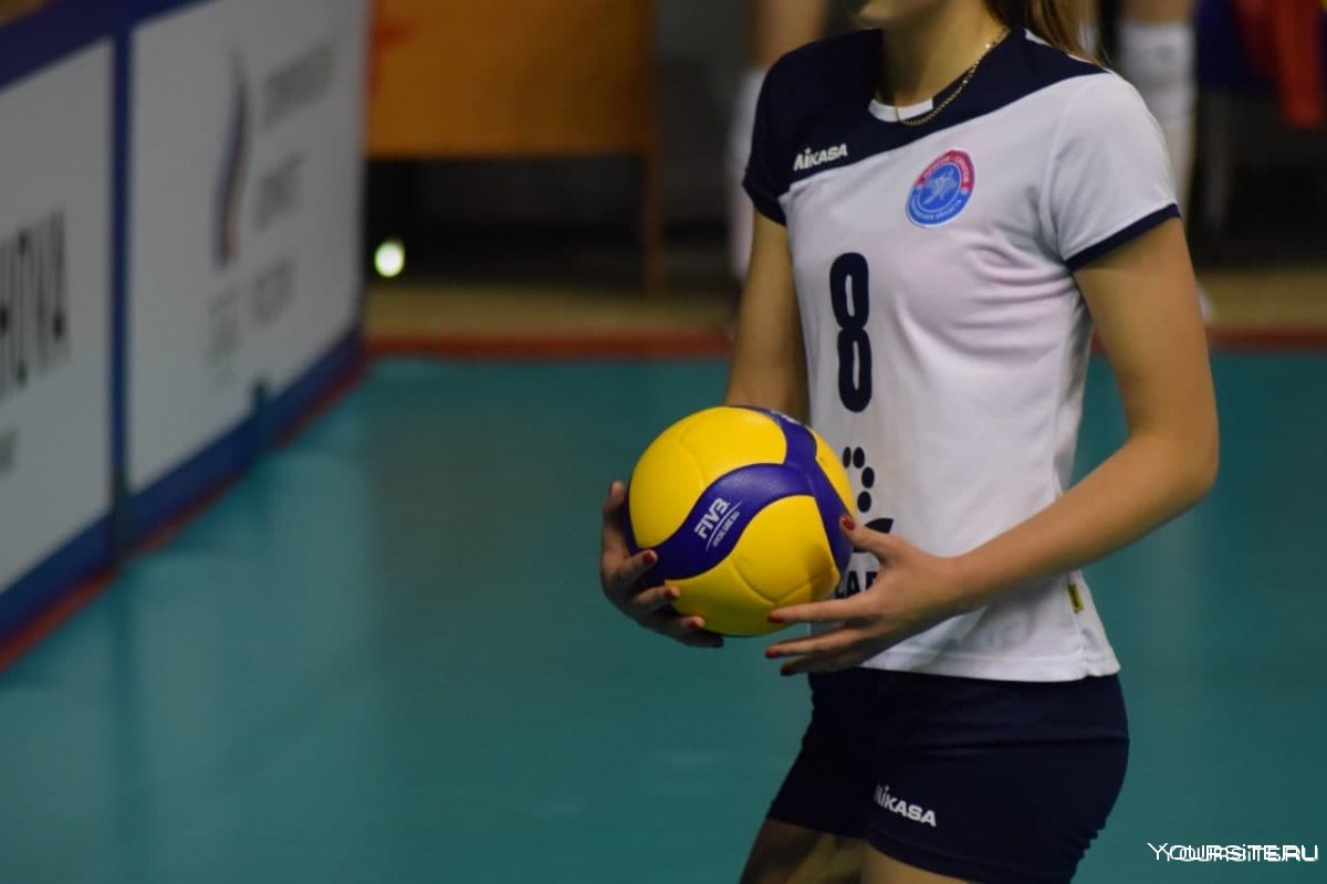 Каролин Бернардино волейболистка