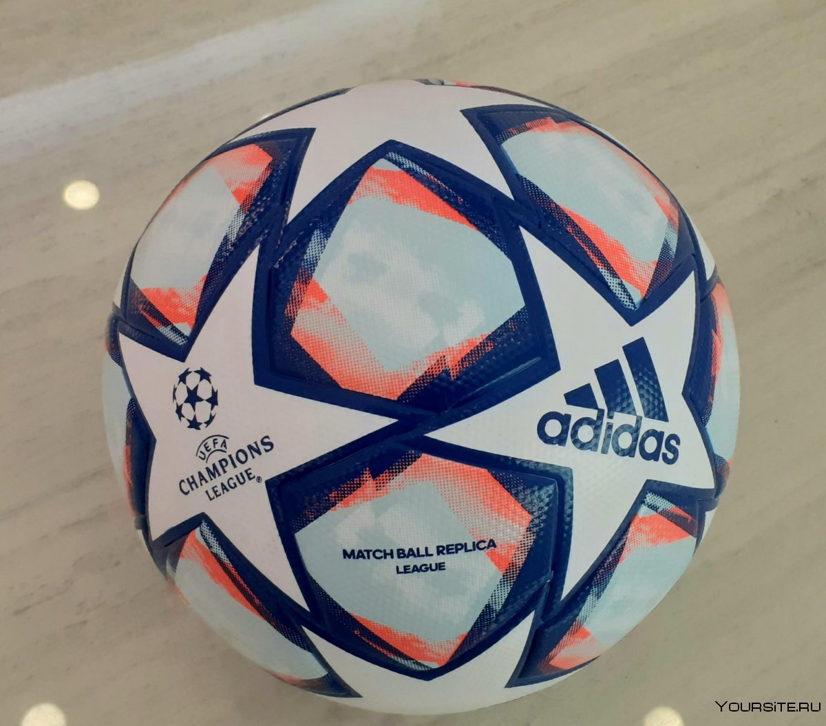 Футбольный мяч адидас лига чемпионов 2021