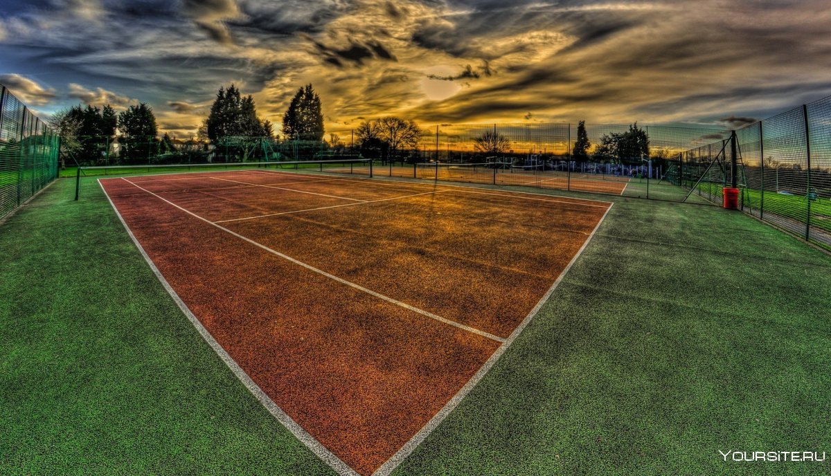 Парк Царицыно теннисный корт