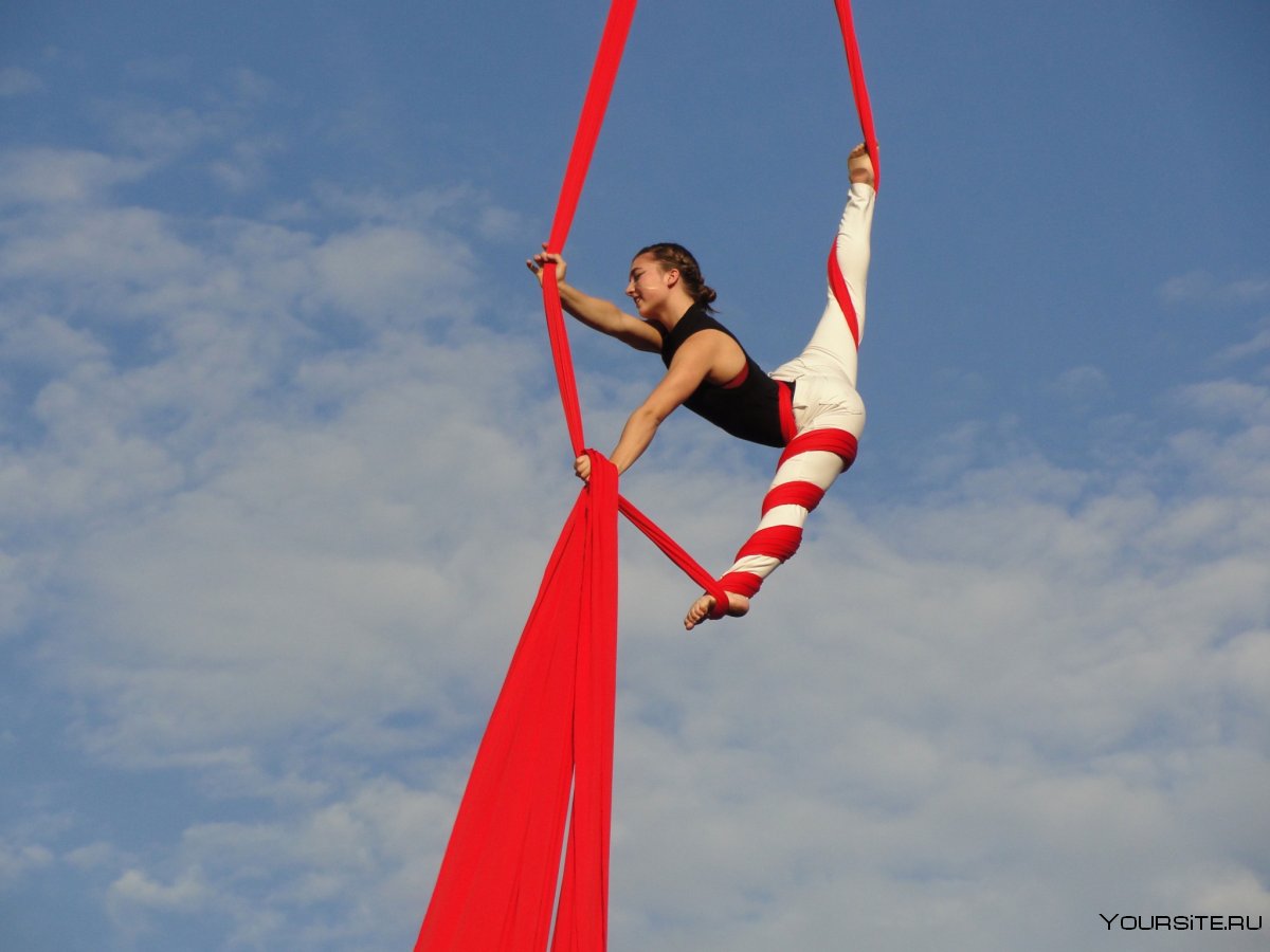 Кристиан Лебедев воздушная гимнастика