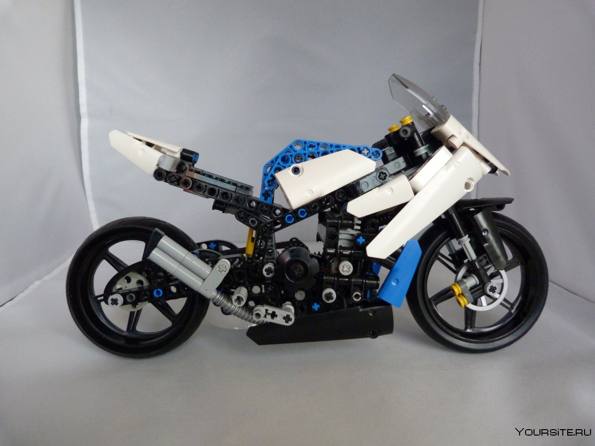 LEGO Technic BMW 1000rr