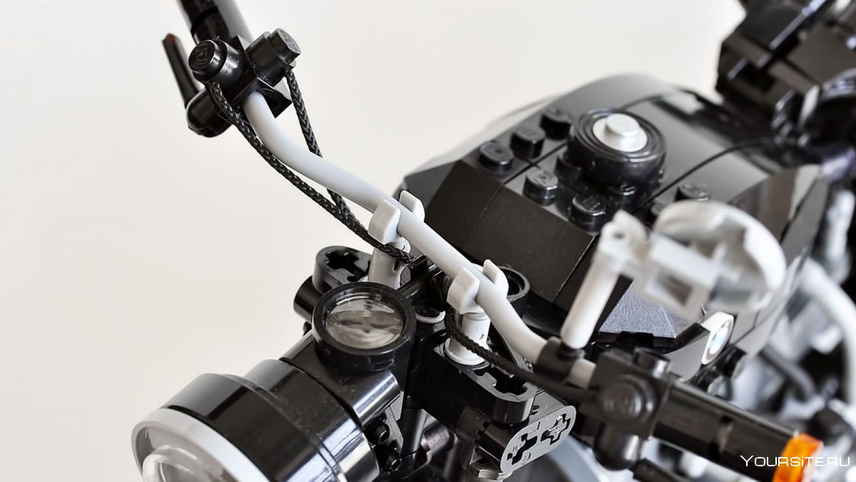 Лего мотоцикл Motorcycle 1200 GS