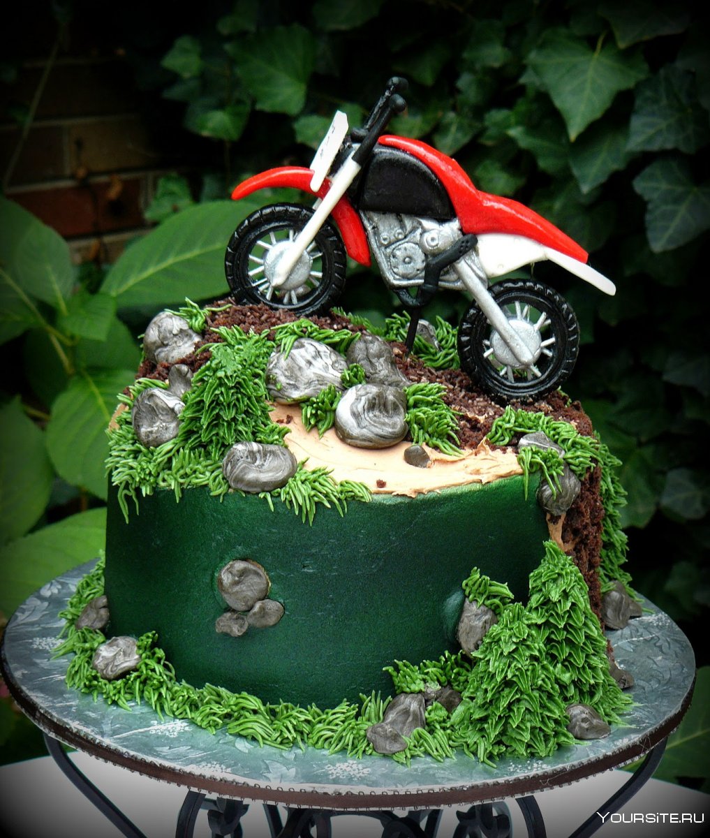 Украшение торта мотоцикл