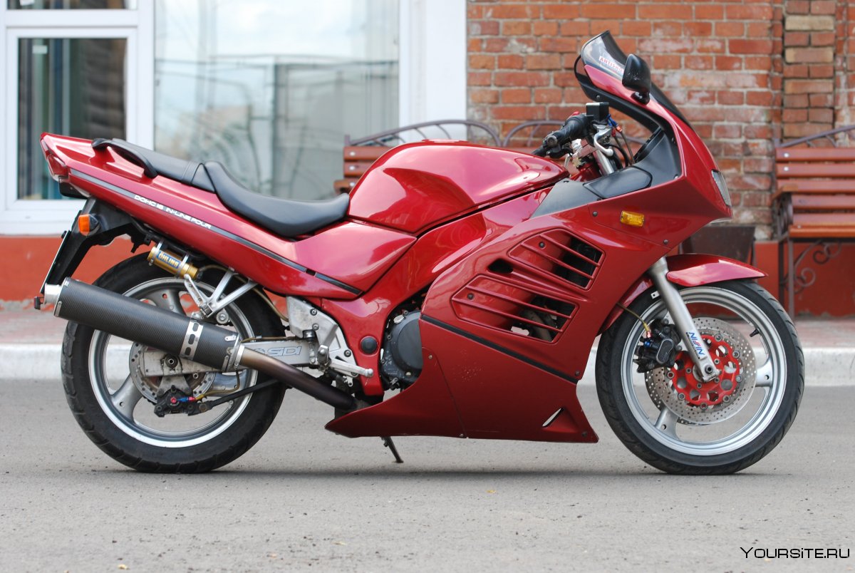 Ducati 916