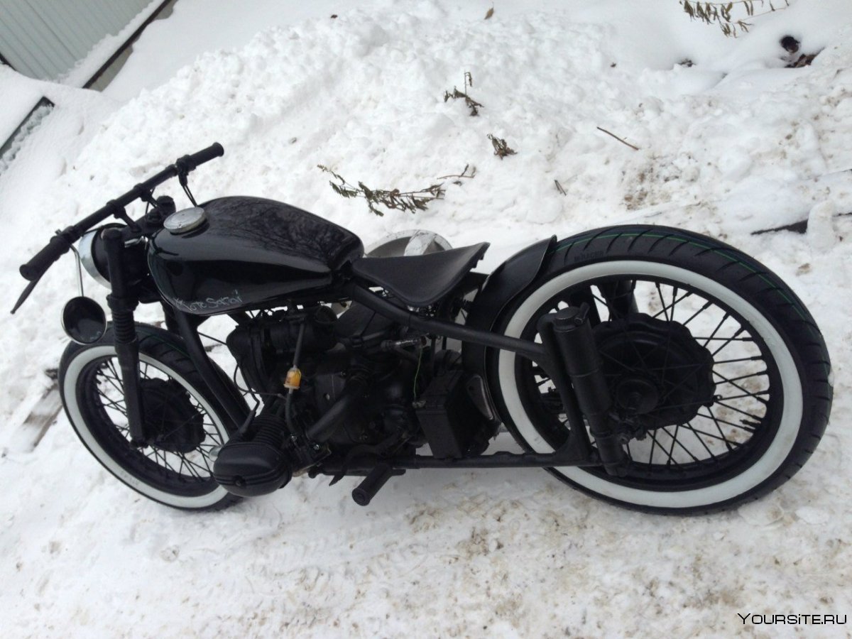 Мотоцикл Урал с люлькой черный