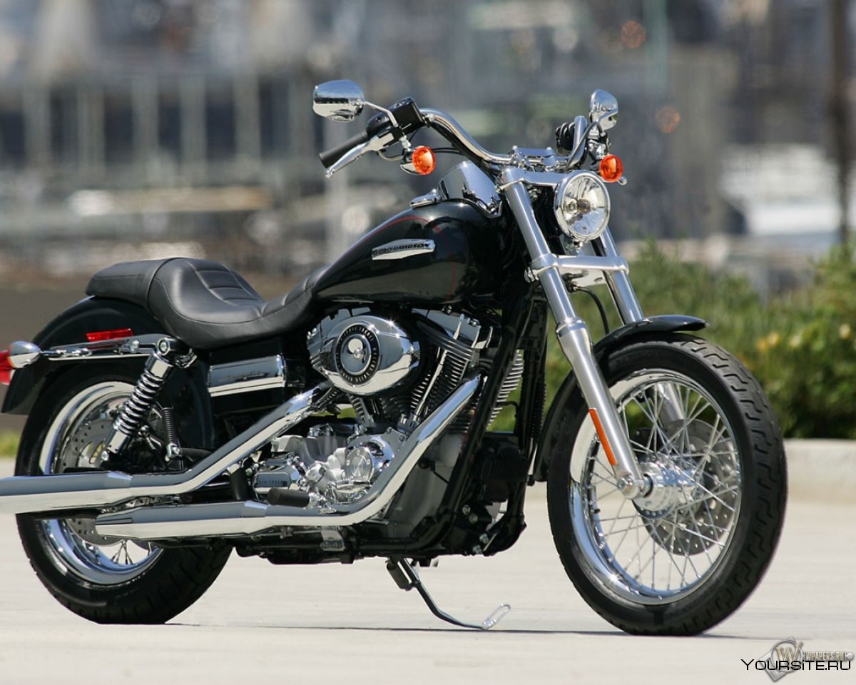 Мотоцикл Harley-Davidson Dyna super Glide